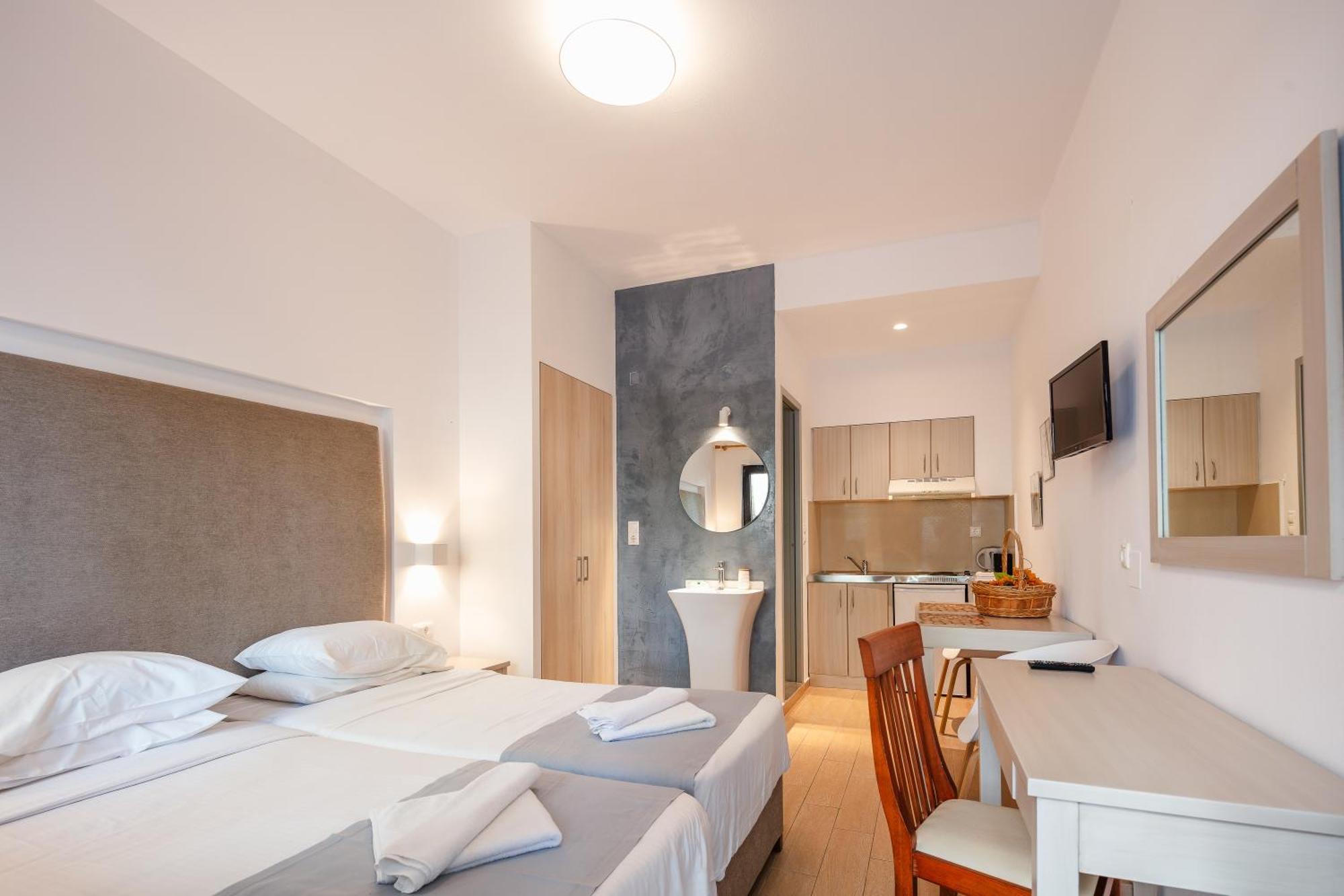 Golden Bay Apart otel Kokkini Hani Dış mekan fotoğraf