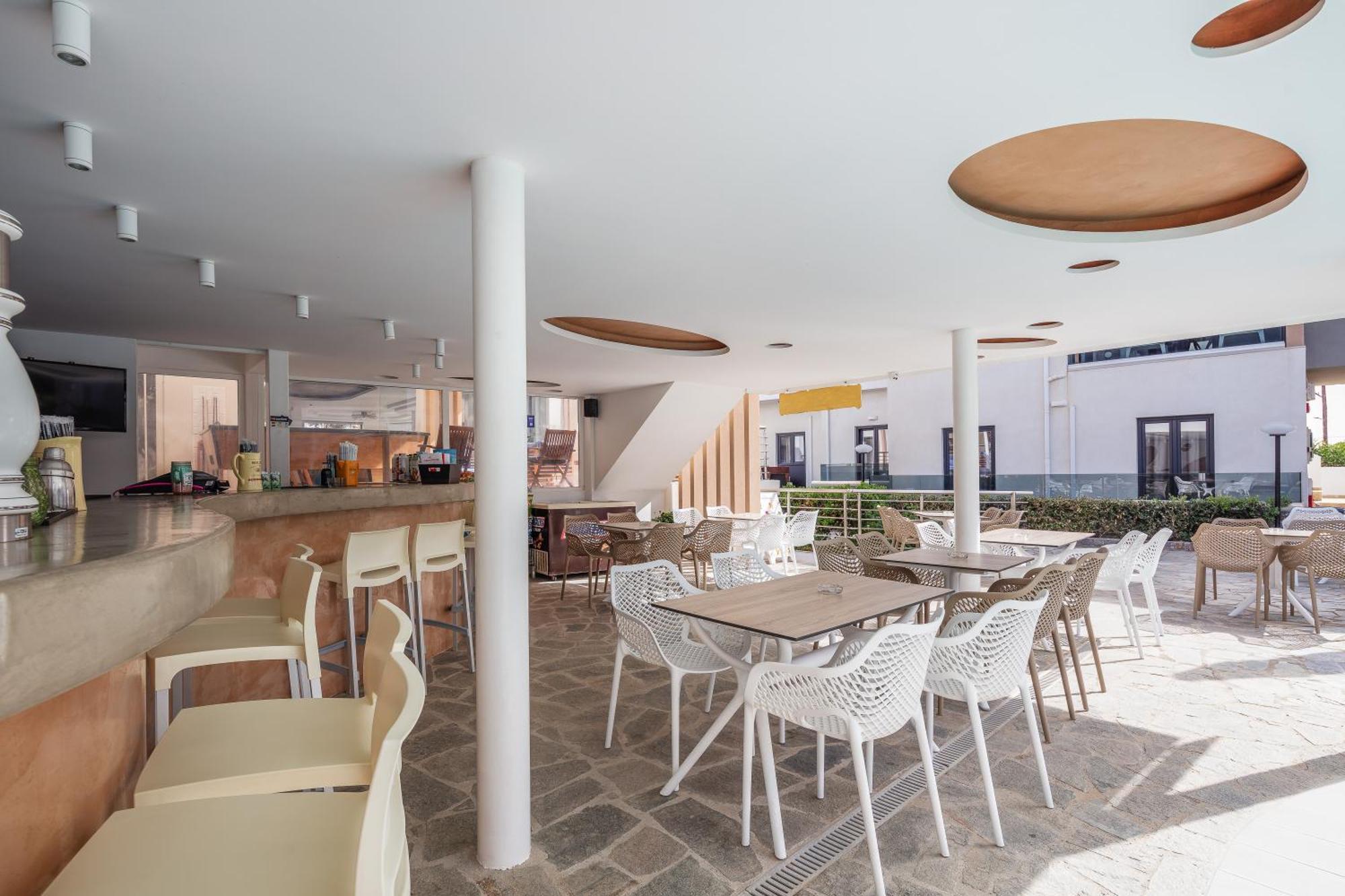 Golden Bay Apart otel Kokkini Hani Dış mekan fotoğraf